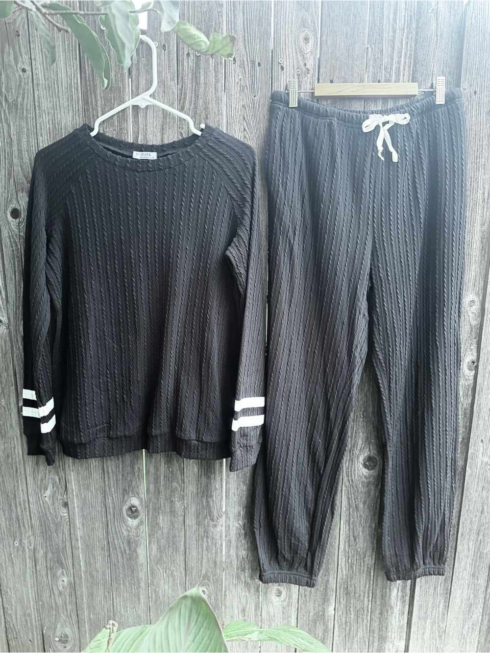 Ekouaer Pajama Set Women’s M Black & White Striped Cuff & Drawstring Cable Knit